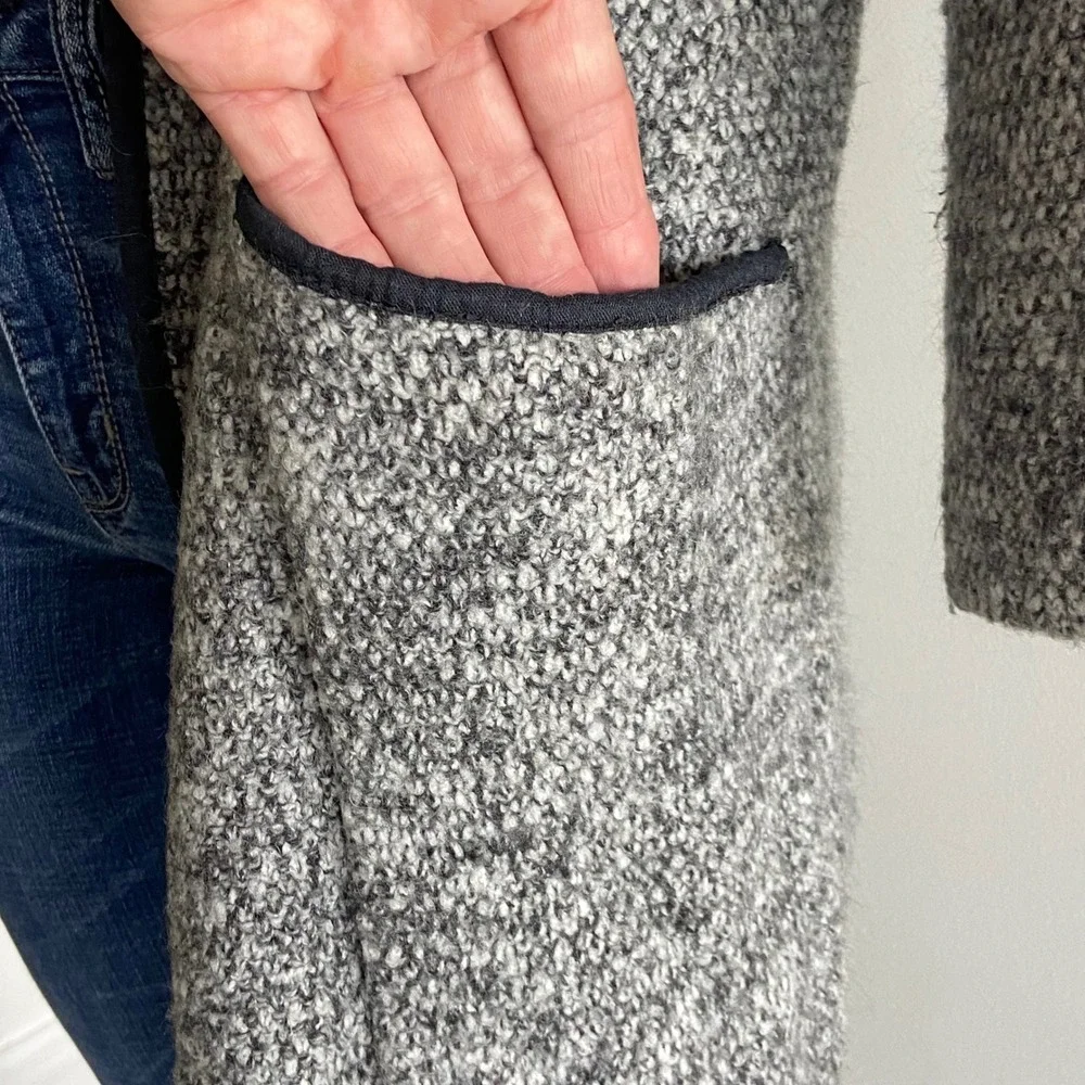 ASTR The Label Womens XS Grey Boucle Open Front Cardigan Sweater Wool Blend Coat